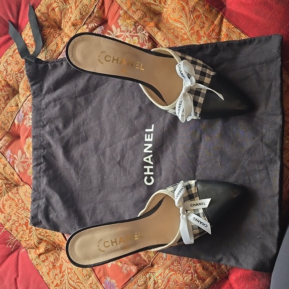 Chanel Gingham Black & White Mules - Picture 3 of 11
